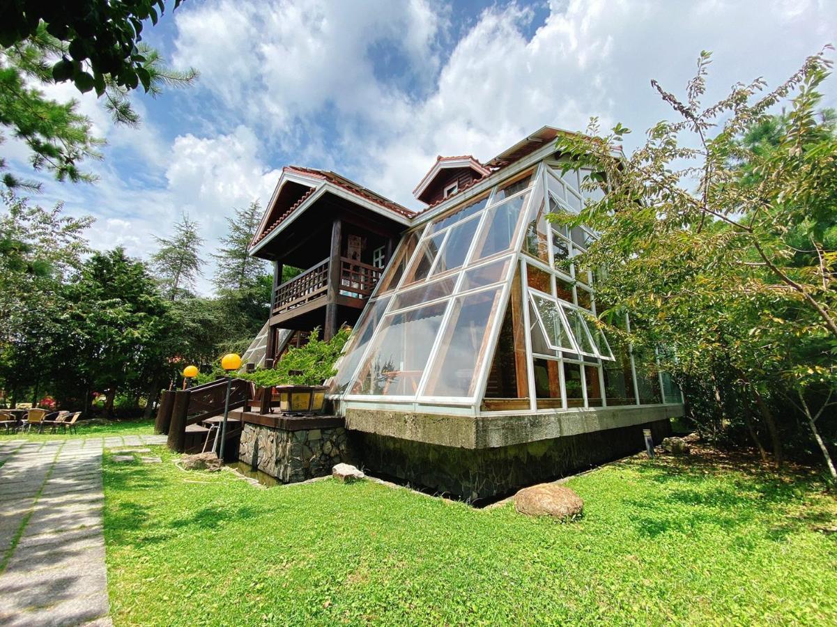 Ailiga Travel Villa Ренай Екстериор снимка