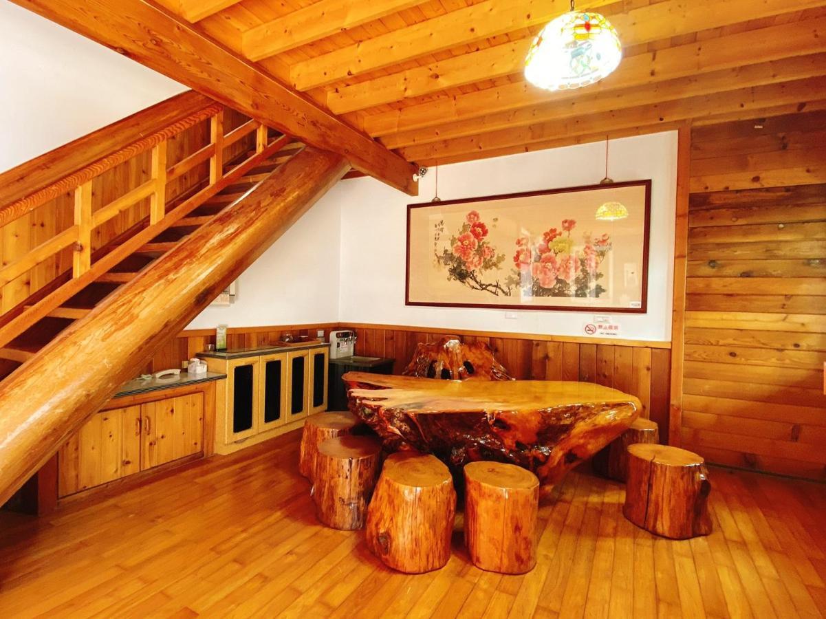Ailiga Travel Villa Ренай Екстериор снимка
