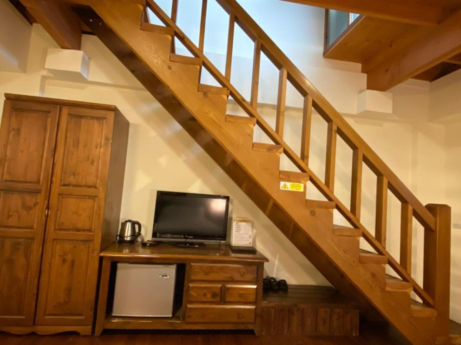 Ailiga Travel Villa Ренай Стая снимка